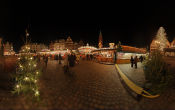 Weihnachtsmarkt auf dem Rmerberg - Gerechtigkeitsbrunnen